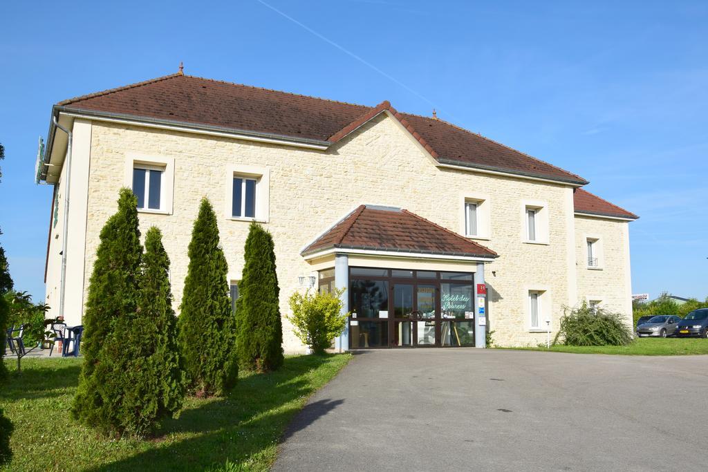فندق Logis Des Sources Creney-pres-Troyes المظهر الخارجي الصورة