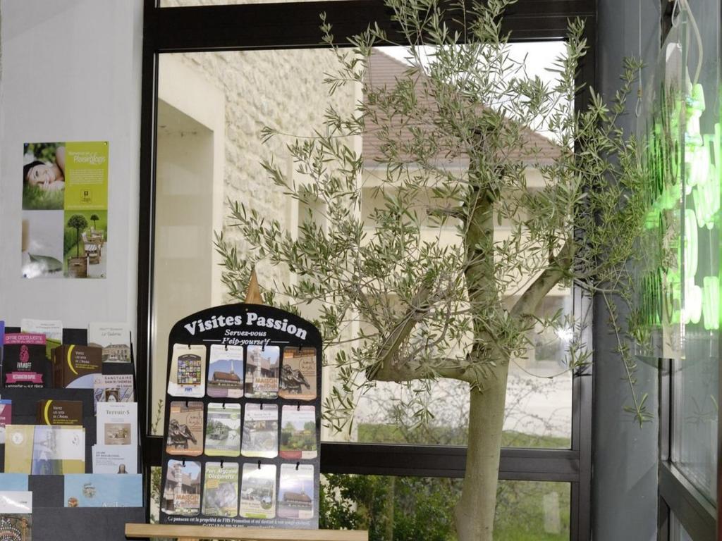 فندق Logis Des Sources Creney-pres-Troyes المظهر الخارجي الصورة