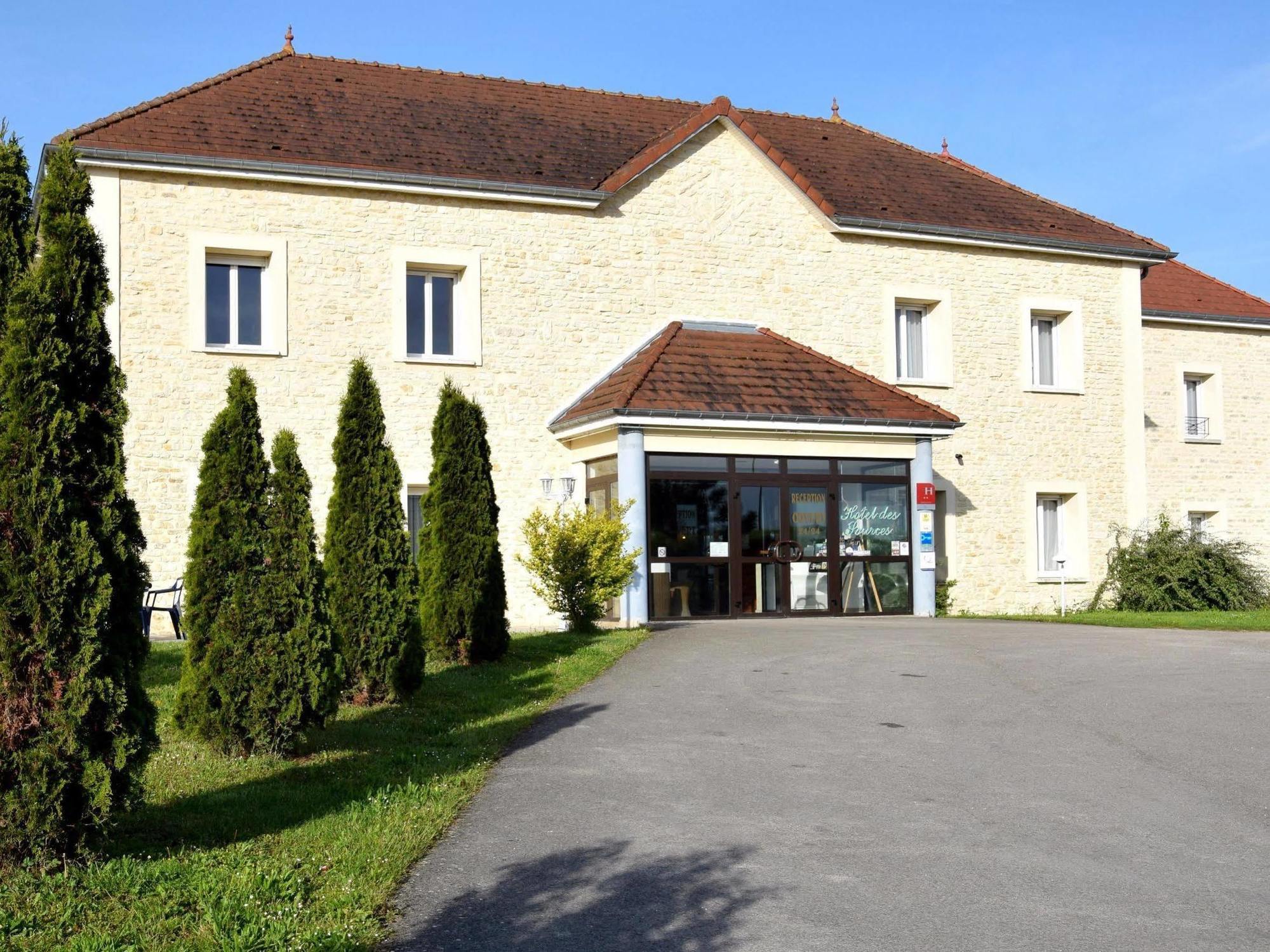 فندق Logis Des Sources Creney-pres-Troyes المظهر الخارجي الصورة